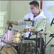 Siempre doy prioridad a mis estudiantes,trabajando en sus falencias y potenciando sus necesidades. Mis clases son 100% prácticas